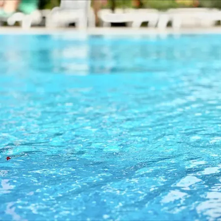 Chateau 2 - Menada *